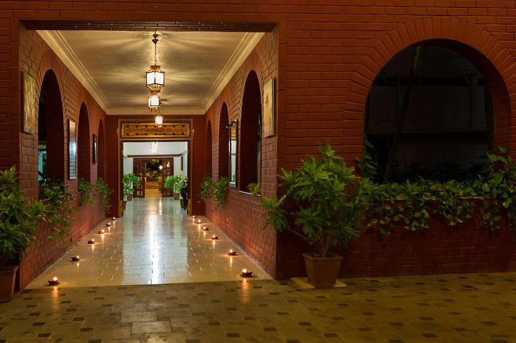 Great Trails Riverview Thanjavur By Grt Hotels Экстерьер фото
